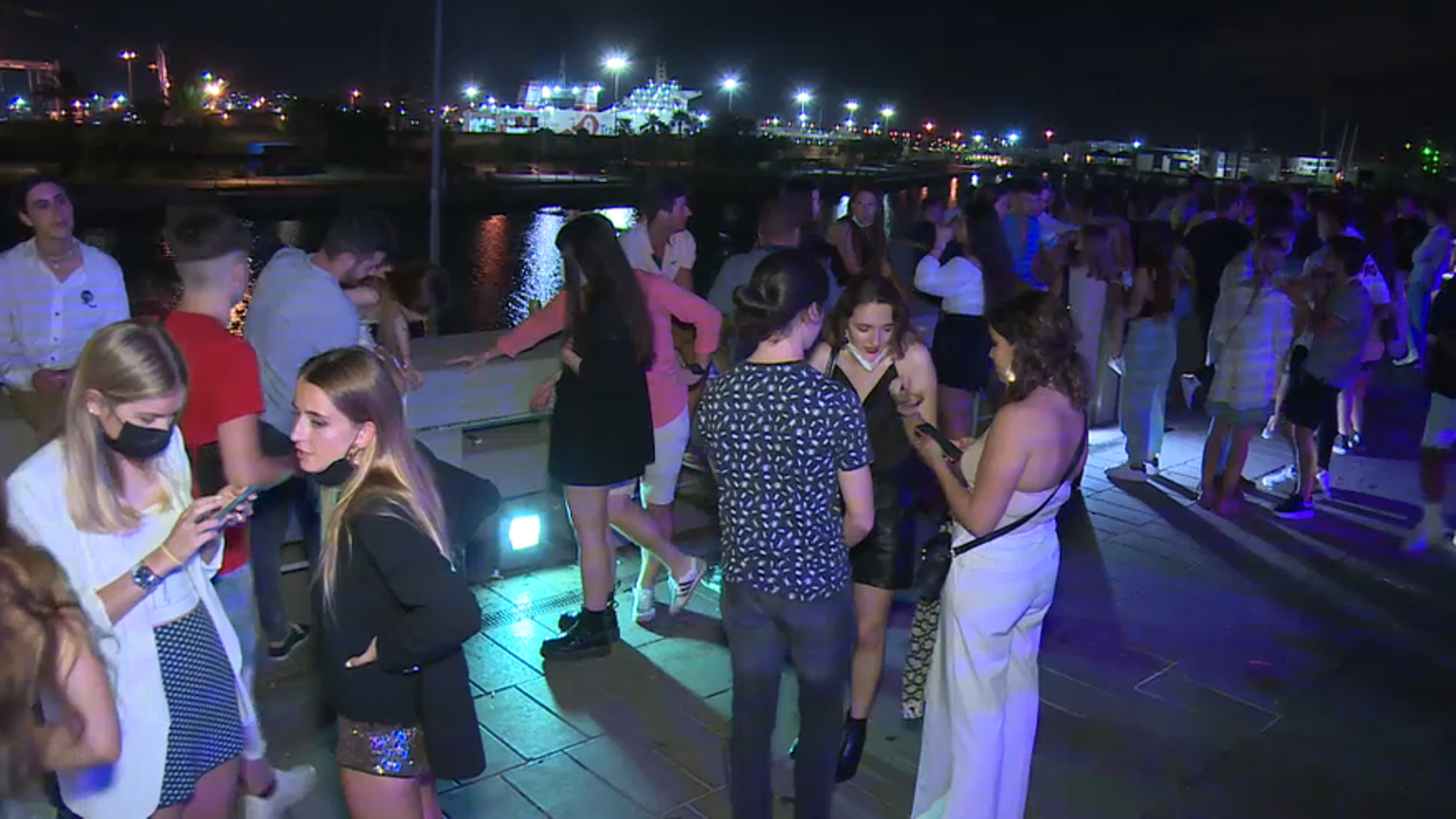 Un local d'oci nocturn, en una imatge d'arxiu