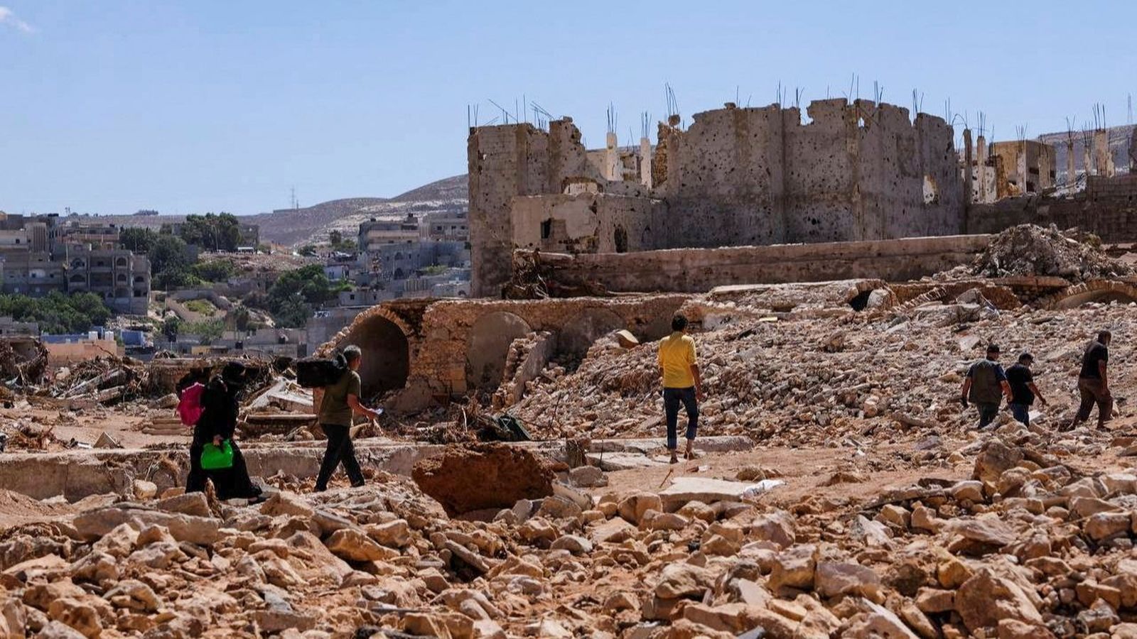 Derna (Líbia), assolada pel pas del cicló