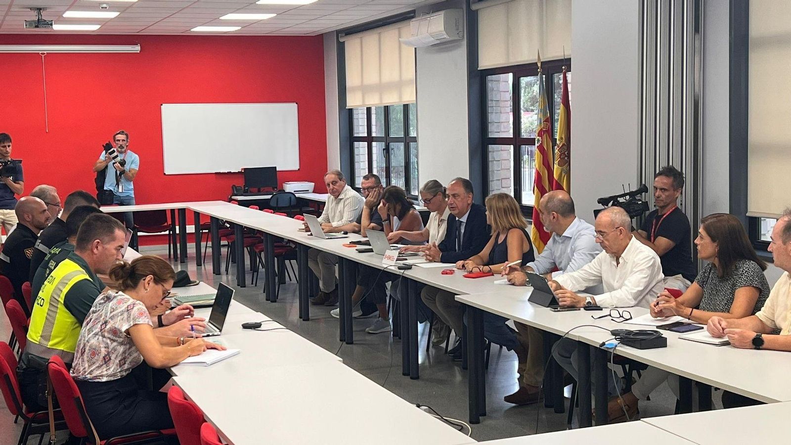 Reunió en el Centre de Coordinació d'Emergències, este dilluns