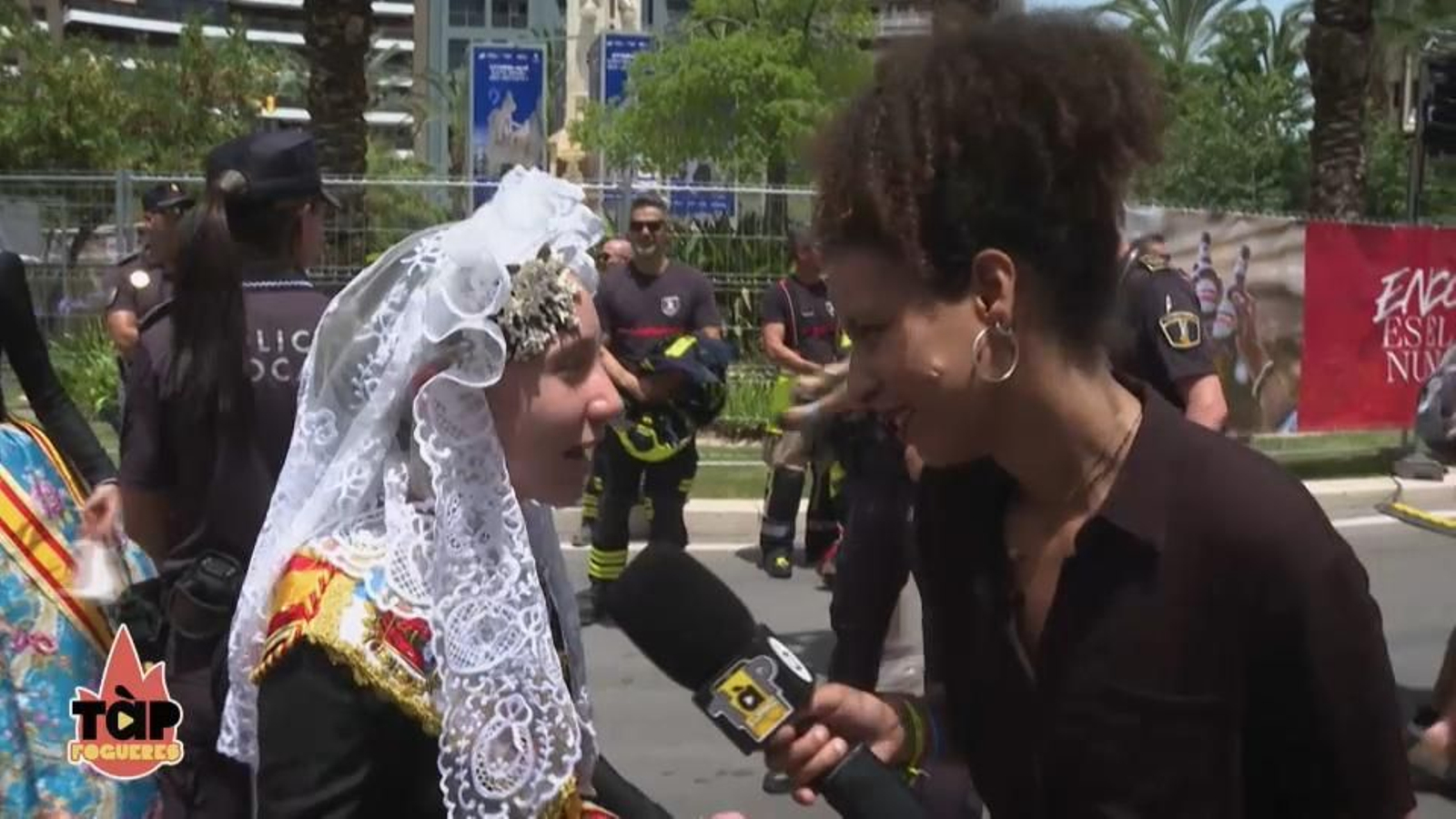 Sénia Mulayali amb la bellesa del foc infantil 2023.