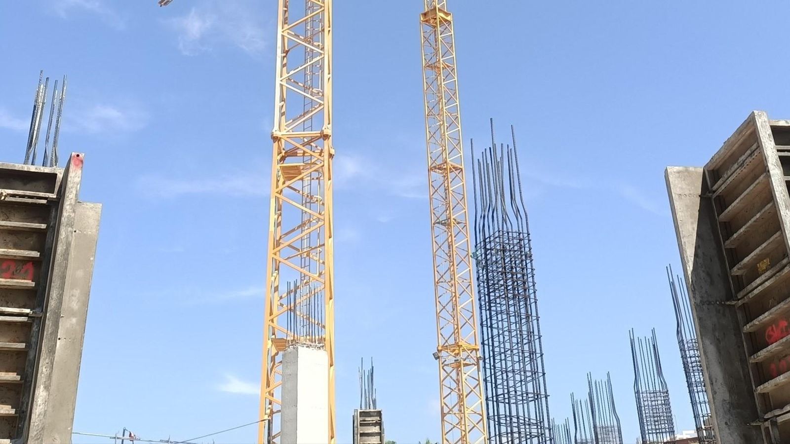 Edificis de vivendes en construcció a València