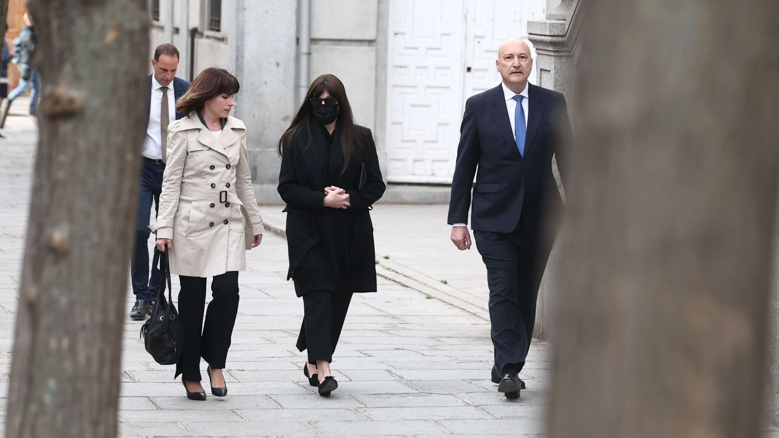 Jessica Rodríguez, exparella d'Ábalos, a l'entrada al juí