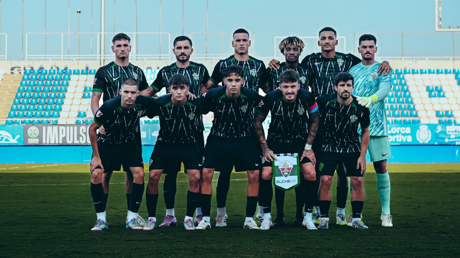 L'alineació titular de l'Elx contra l'Almeria