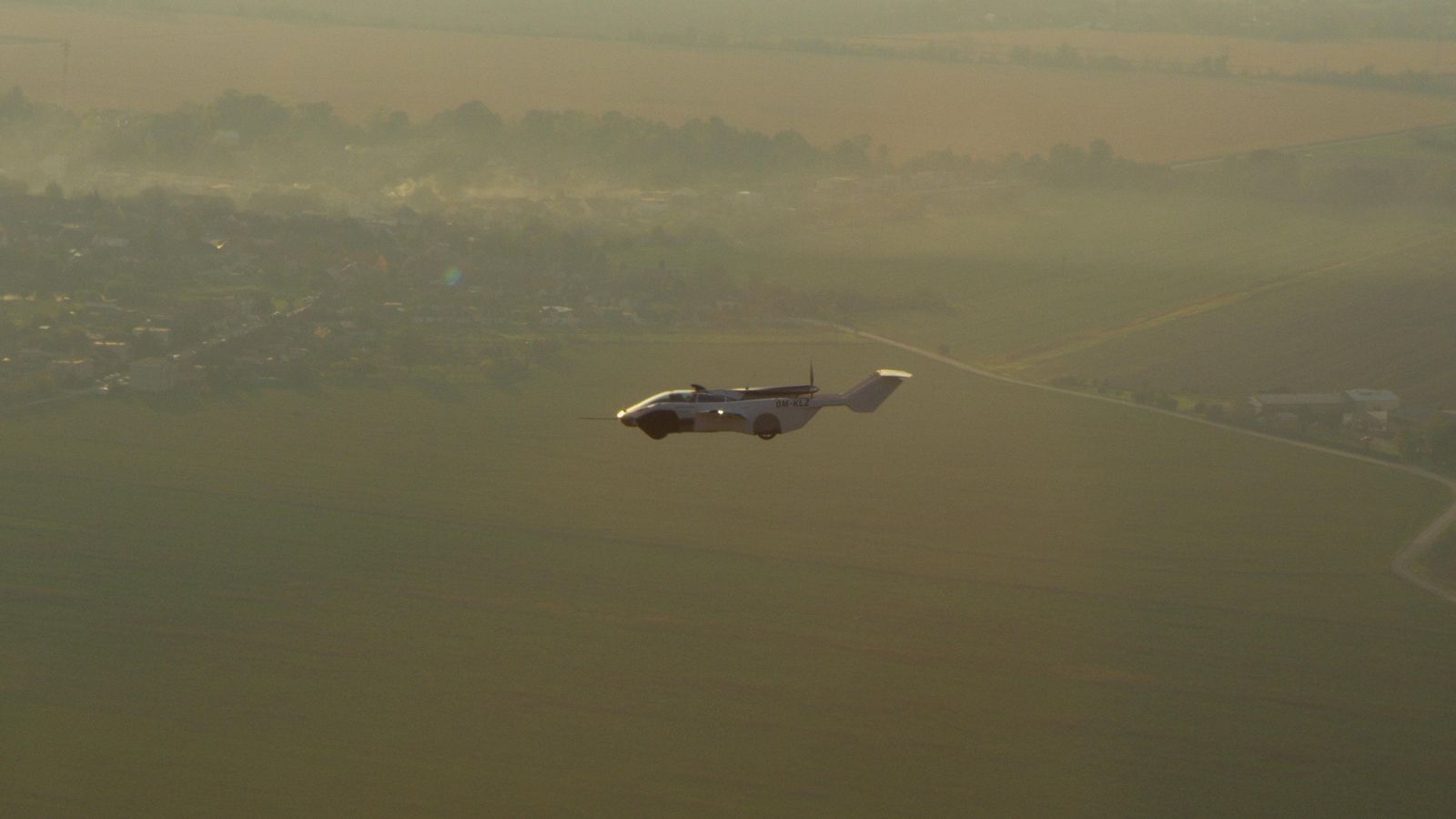 L'Air Car en ple vol