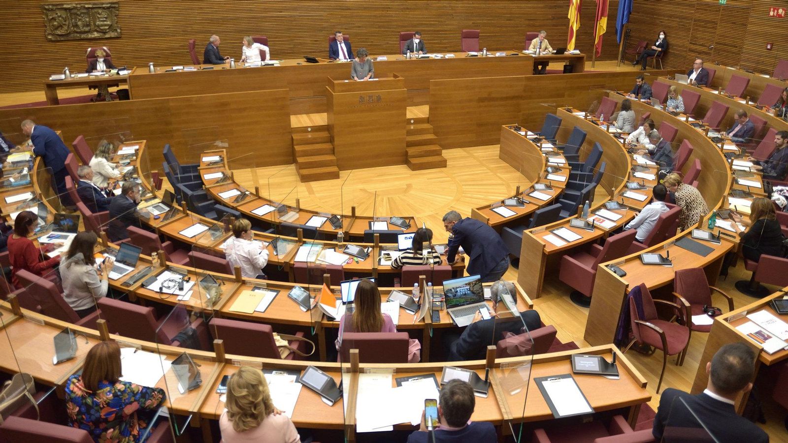 La decisió de Volkswagen, d'instal·lar-se finalment a Sagunt, ha sigut tema de conversa aquest dimecres a les Corts, on se celebrava ple