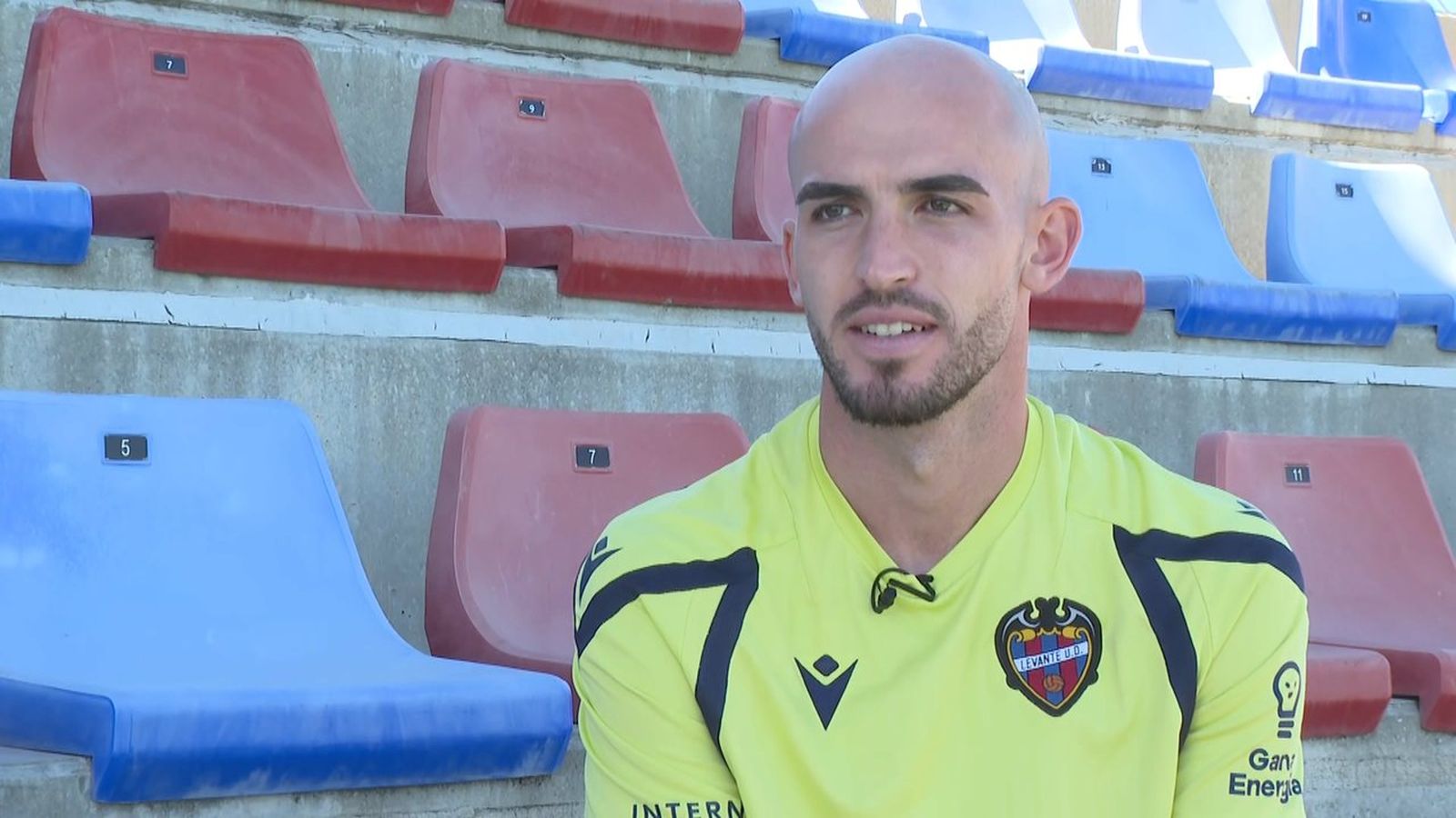 Entrevista al jugador del Llevant, Oriol Rey
