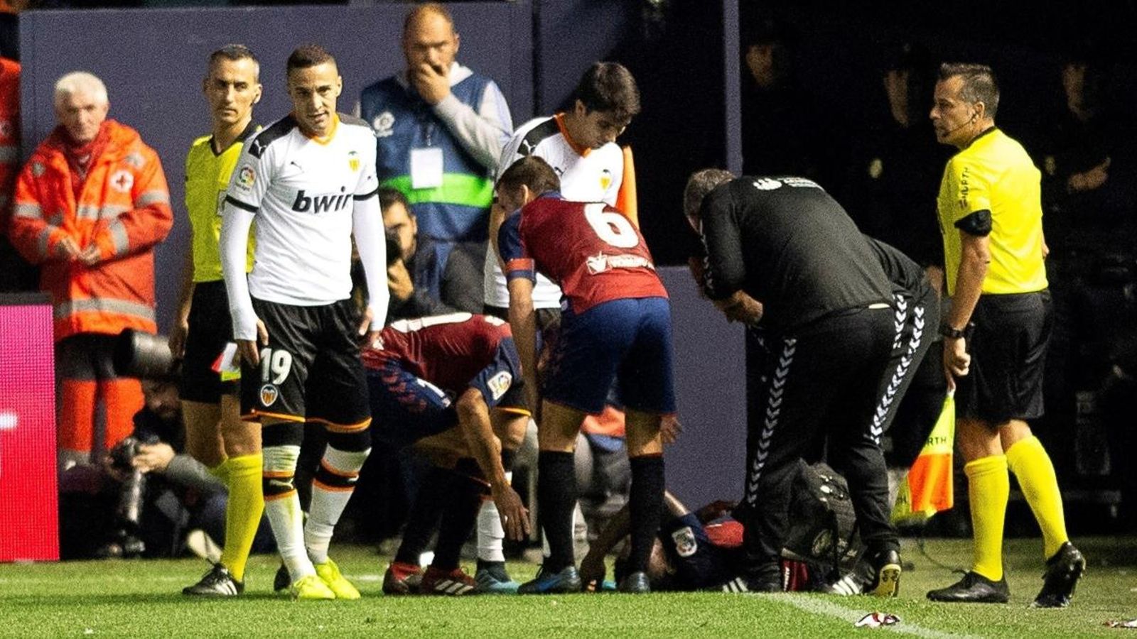Rodrigo ha sigut expulsat en una polèmica acció en banda amb Estupiñán
