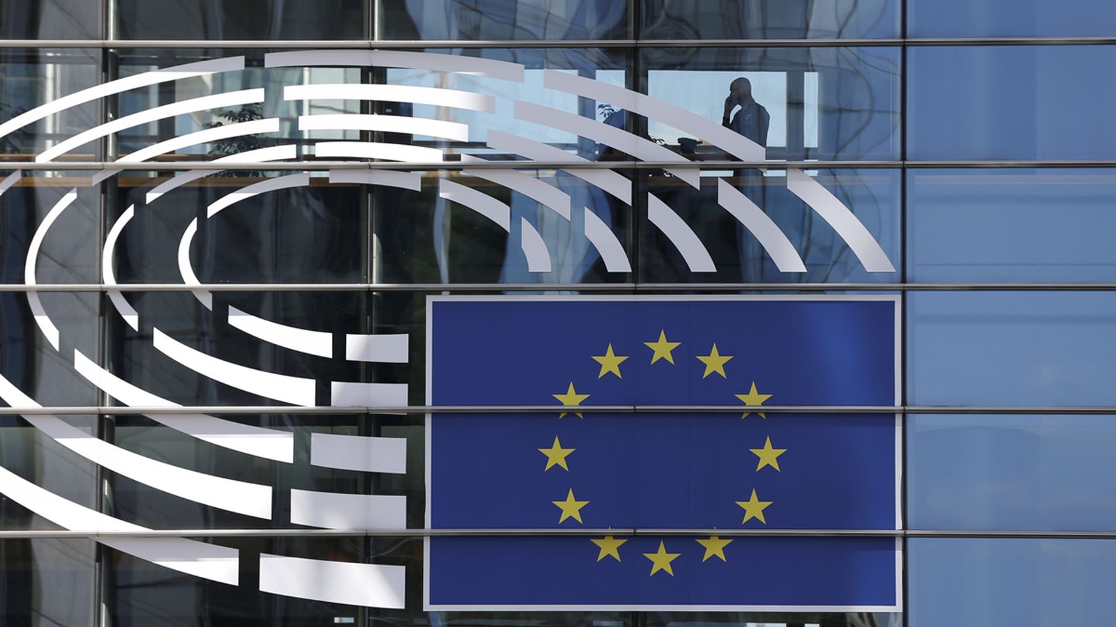 MeTooEP: històries d\'assetjament sexual a l\'Eurocambra