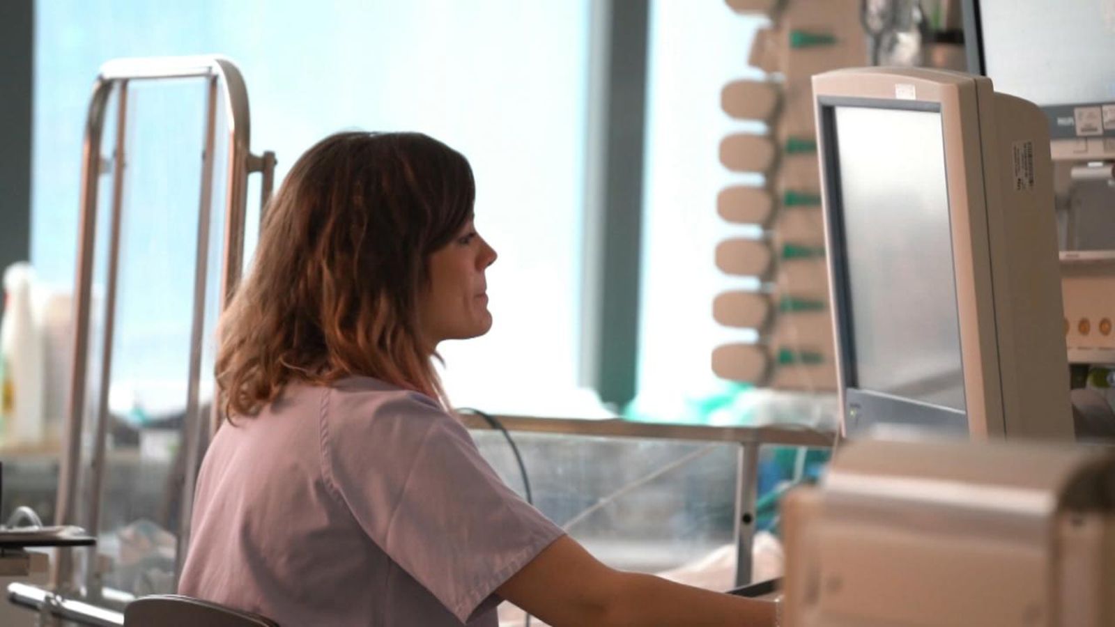 Atenció Primària demana que els pacients puguen demanar la baixa laboral en les consultes de l'especialista, entre altres