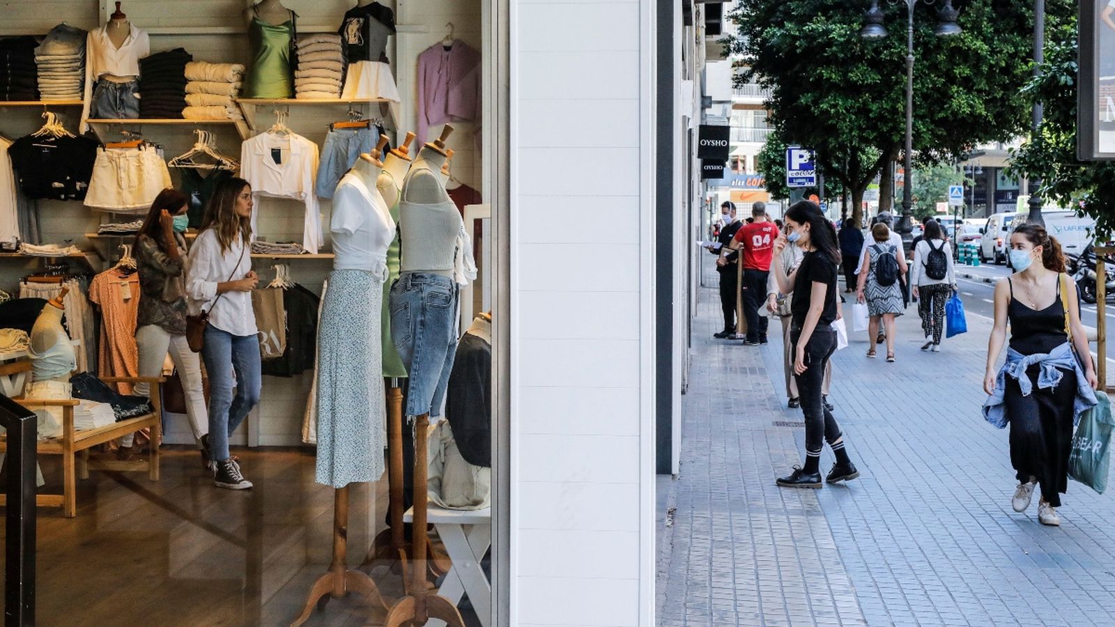 Interior d'una tenda de roba a València, en una imatge d'arxiu