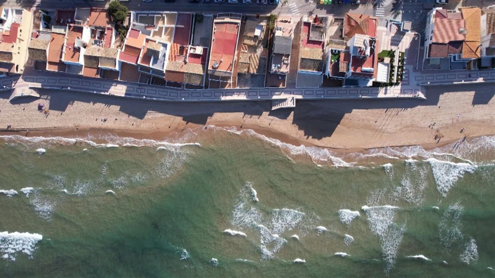 La regressió de la costa, a la platja de Piles