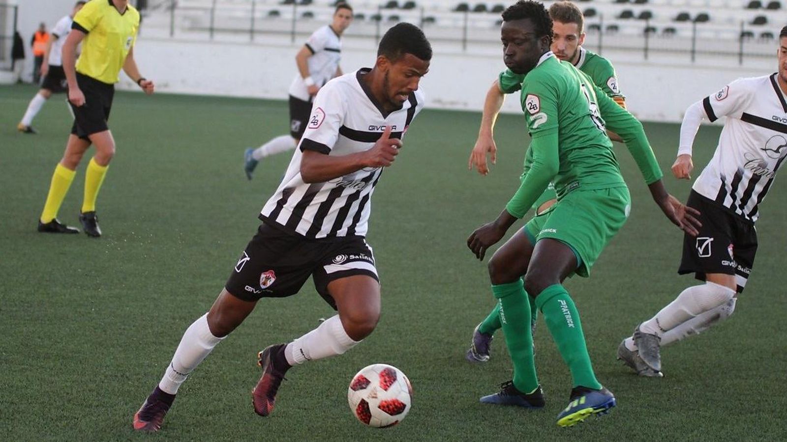 L'Ontinyent ha perdut hui davant de la seua afició