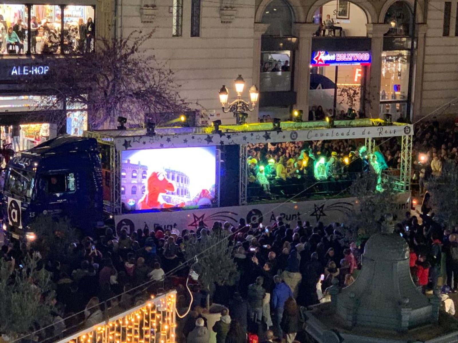 La Colla a la cavalcada de Reis de València