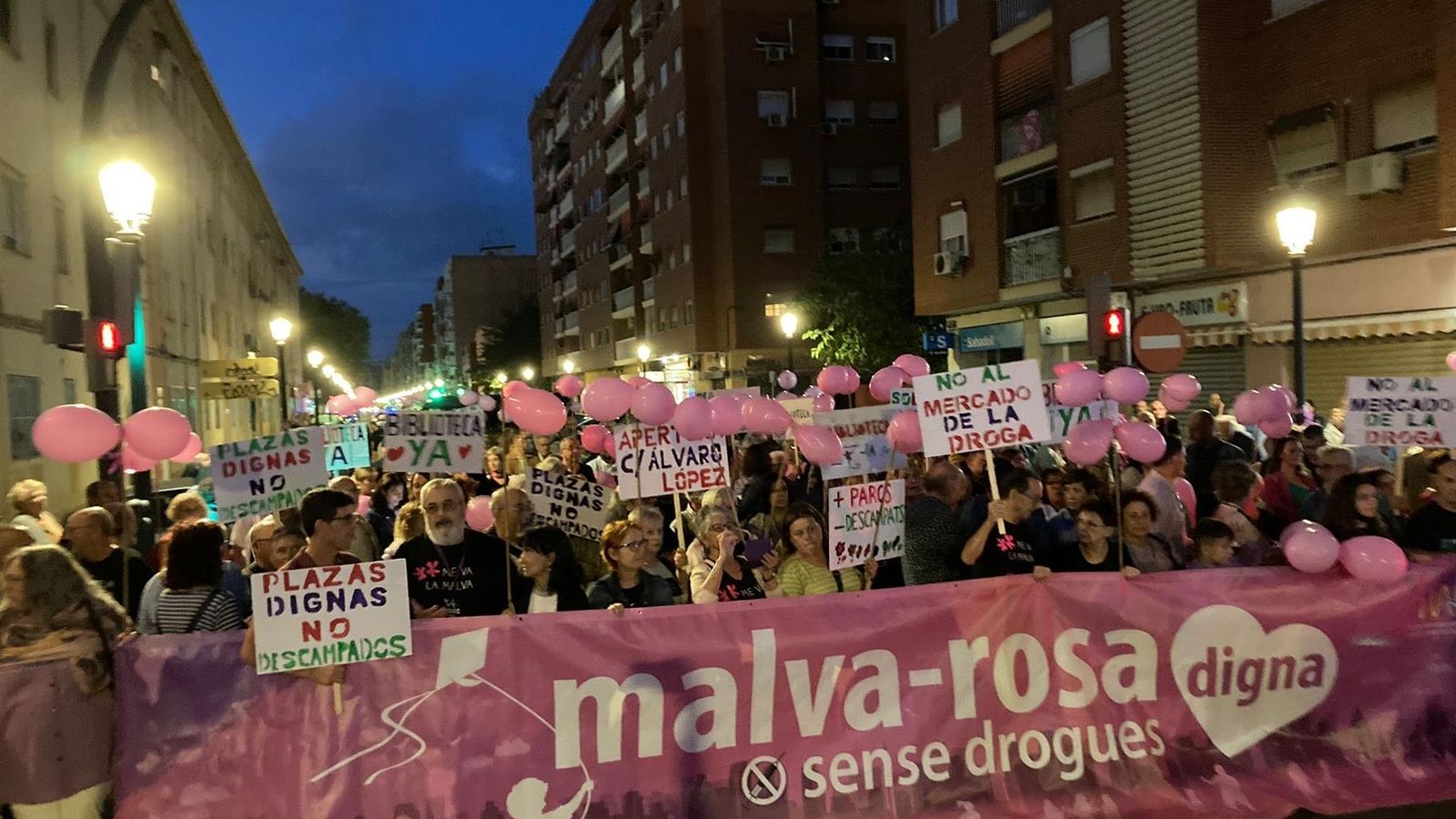 Protesta del veïnat de la Malva-rosa de València, aquest divendres