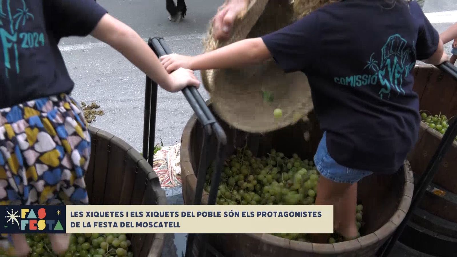 Les xiquetes i els xiquets de Teulada, els protagonistes de la Festa del Moscatell.