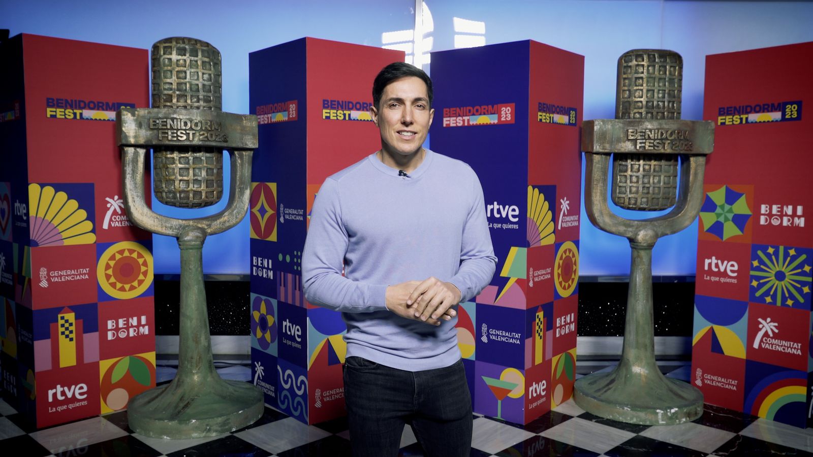 Bérnar Giménez es pregunta per què Benidorm es triada tradicionalment per a acollir els festivals de música