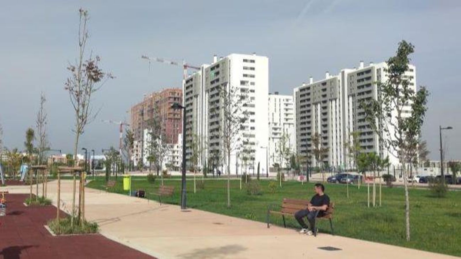 Espais verds i edificis de la nova urbanització Turianova a València