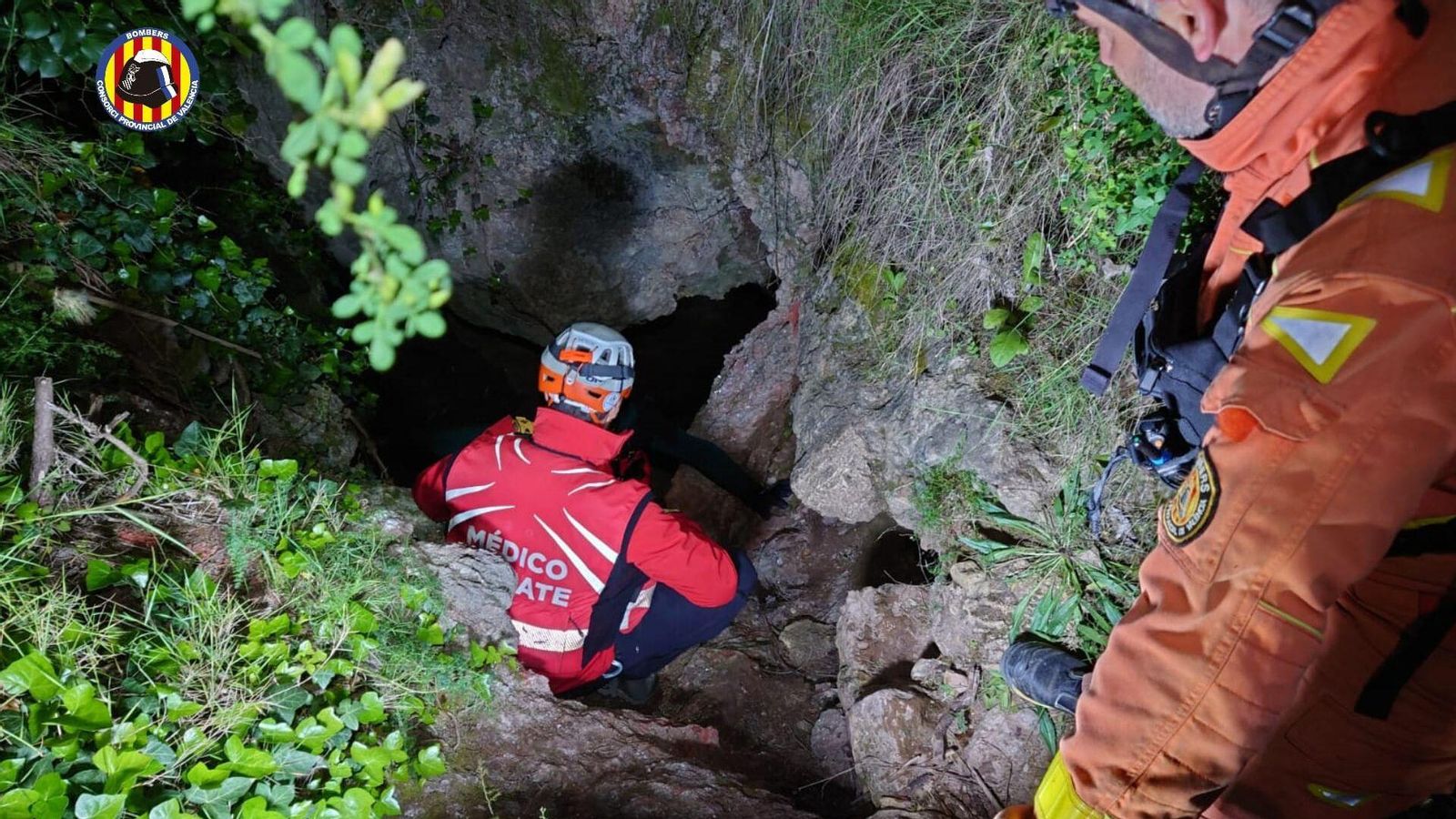 Així ha sigut el rescat al túnel dels Sumidors, a Vallada
