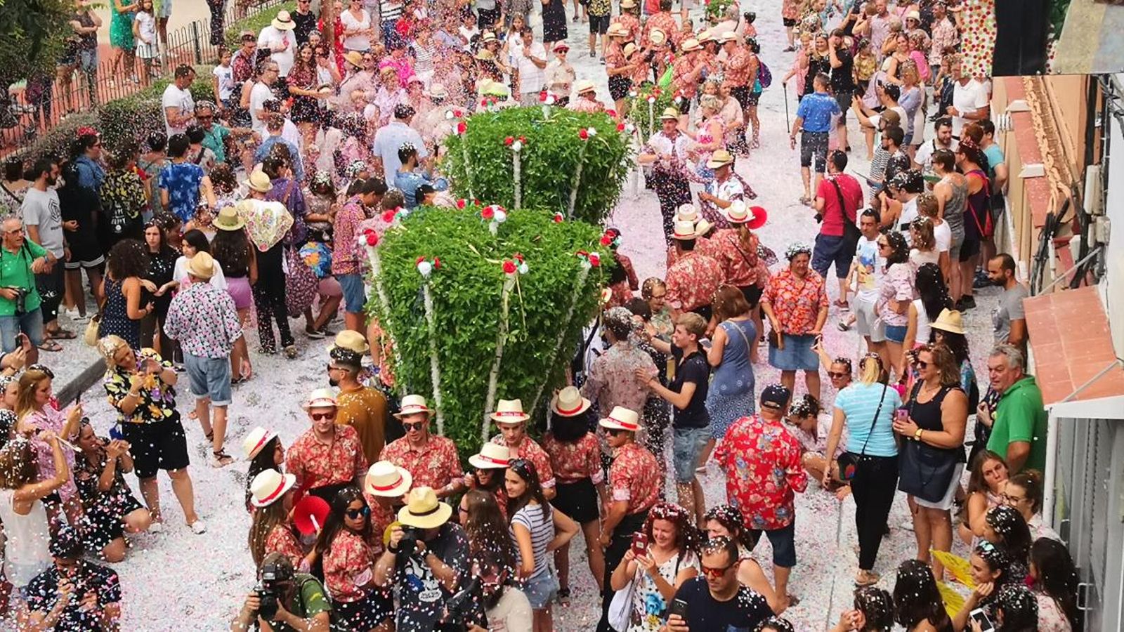 Alfàbegues ecològiques i muntanyes de confeti a Bétera
