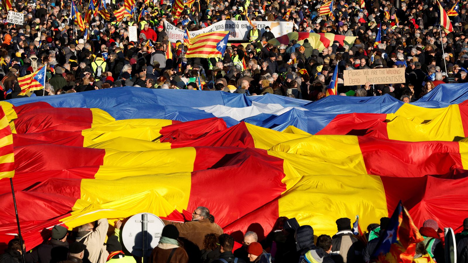 Protestes independentistes per la cimera entre Espanya i França a Barcelona