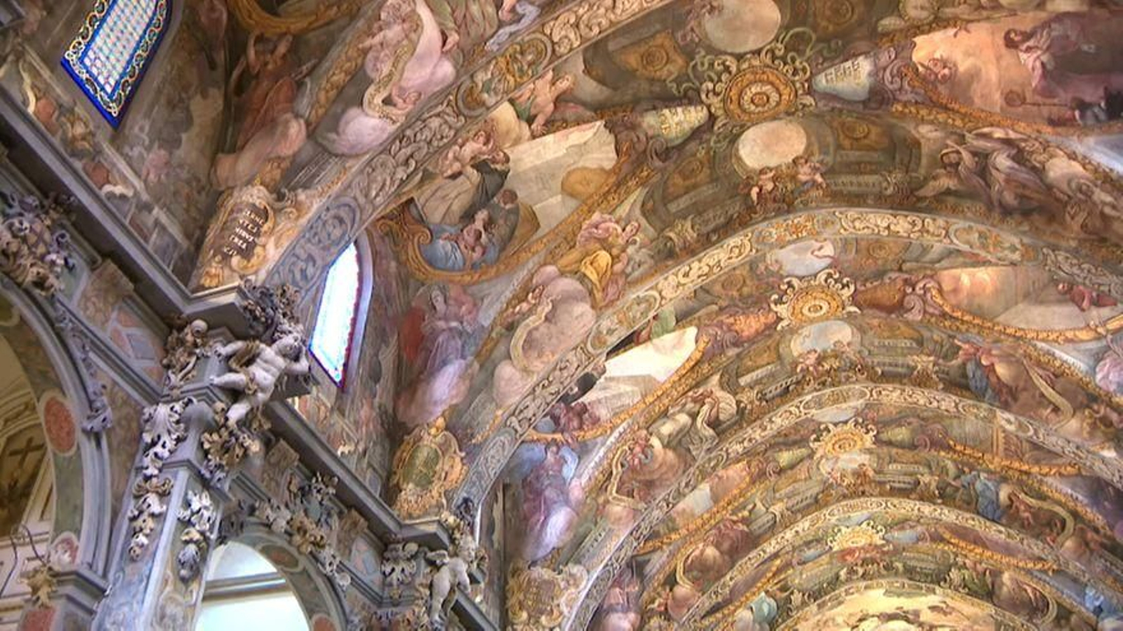 Imatge de l'interior gòtic de l'església de Sant Nicolau