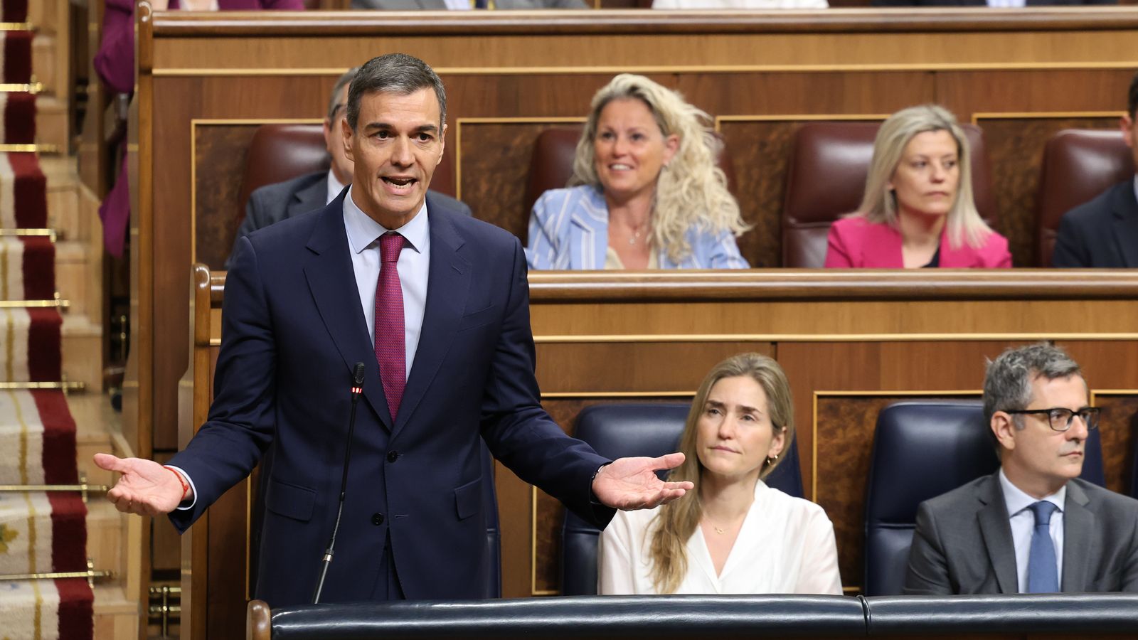 Sánchez, en una sessió de control, en arxiu