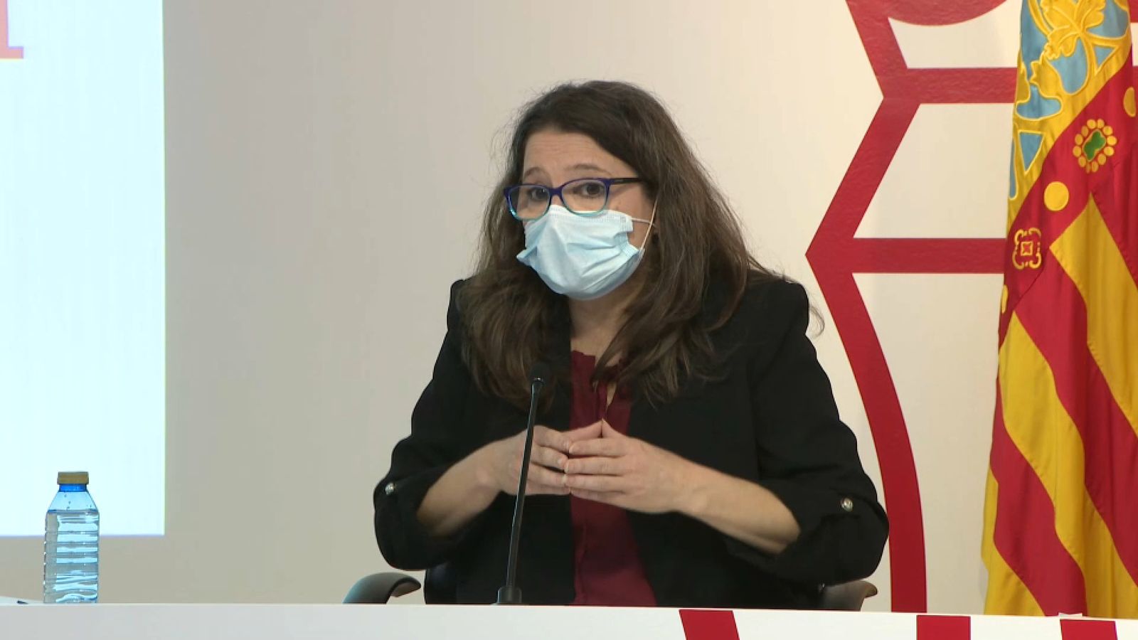 La vicepresidenta del Consell, Mónica Oltra, en la roda de premsa posterior al ple del Consell