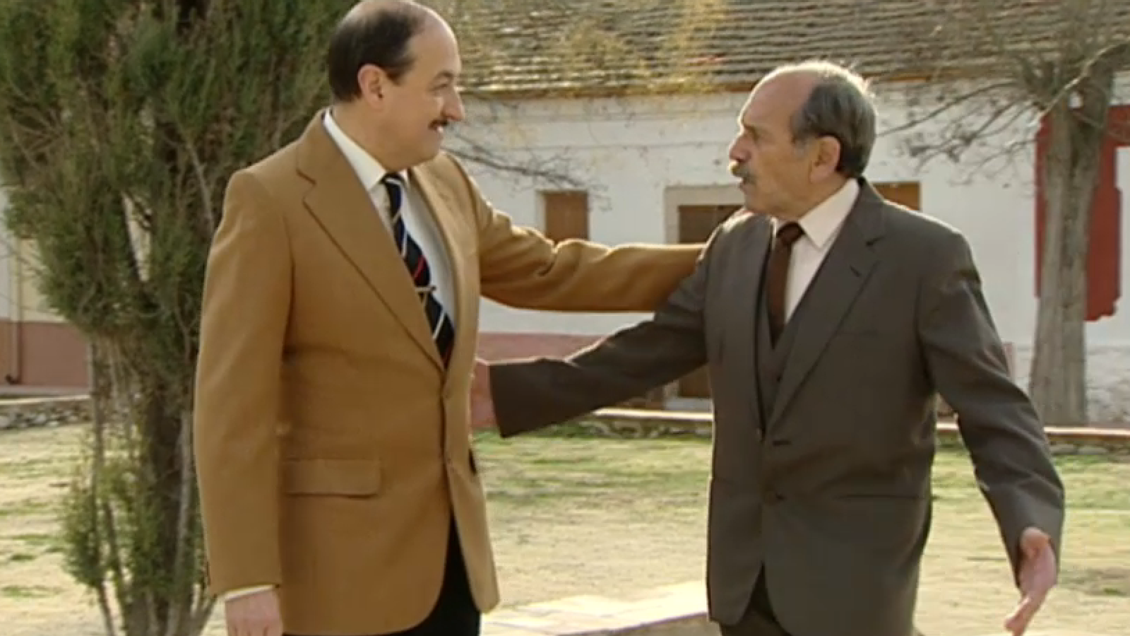 Els Falcó, Don Joaquim i Don Miquel, als qui ret homenatge la fonteta de 'L'Alqueria Blanca'