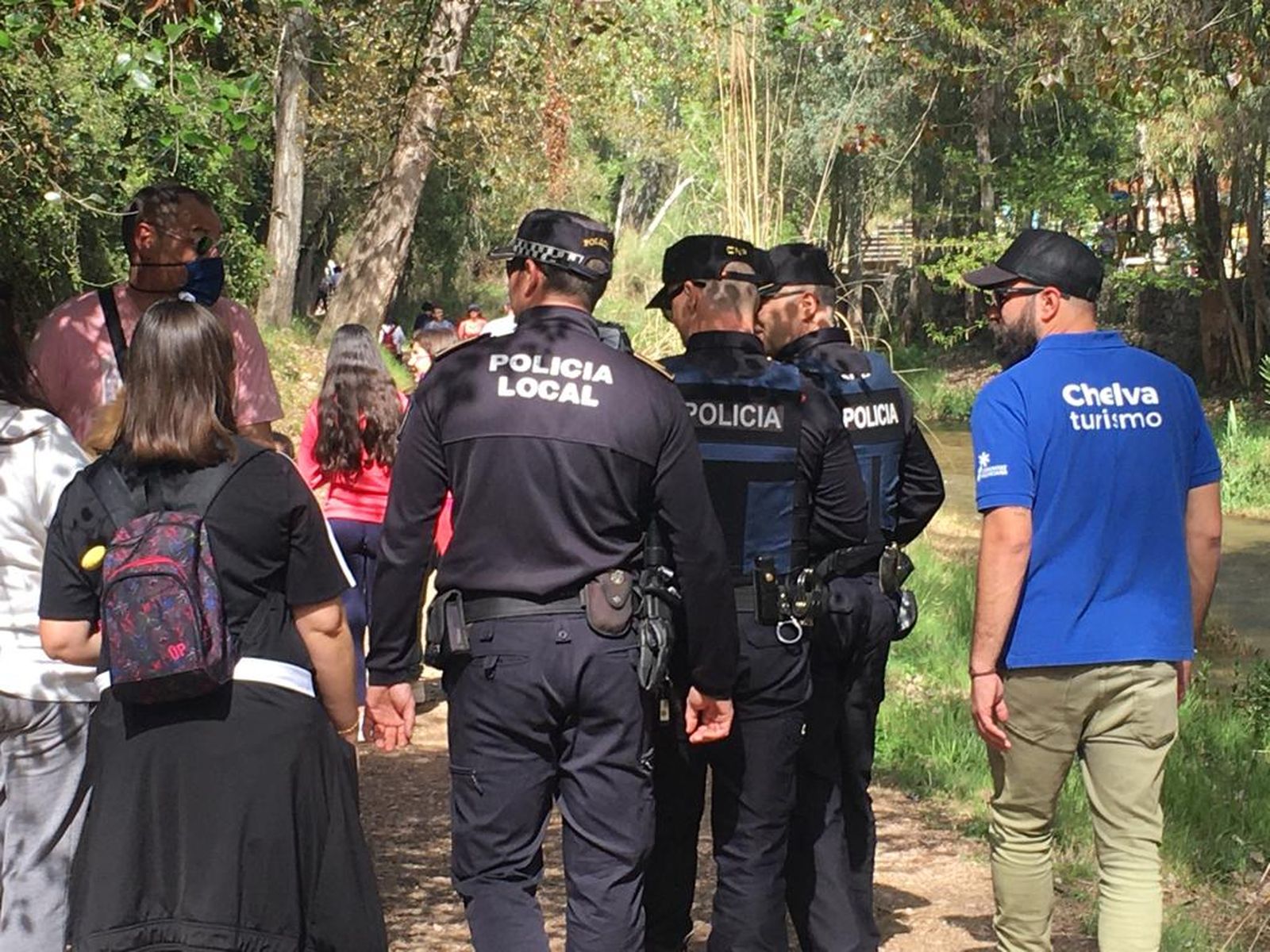 Patrulles de la Policia Local i Autonòmica vigilen la ruta de l'Aigua de Xelva 