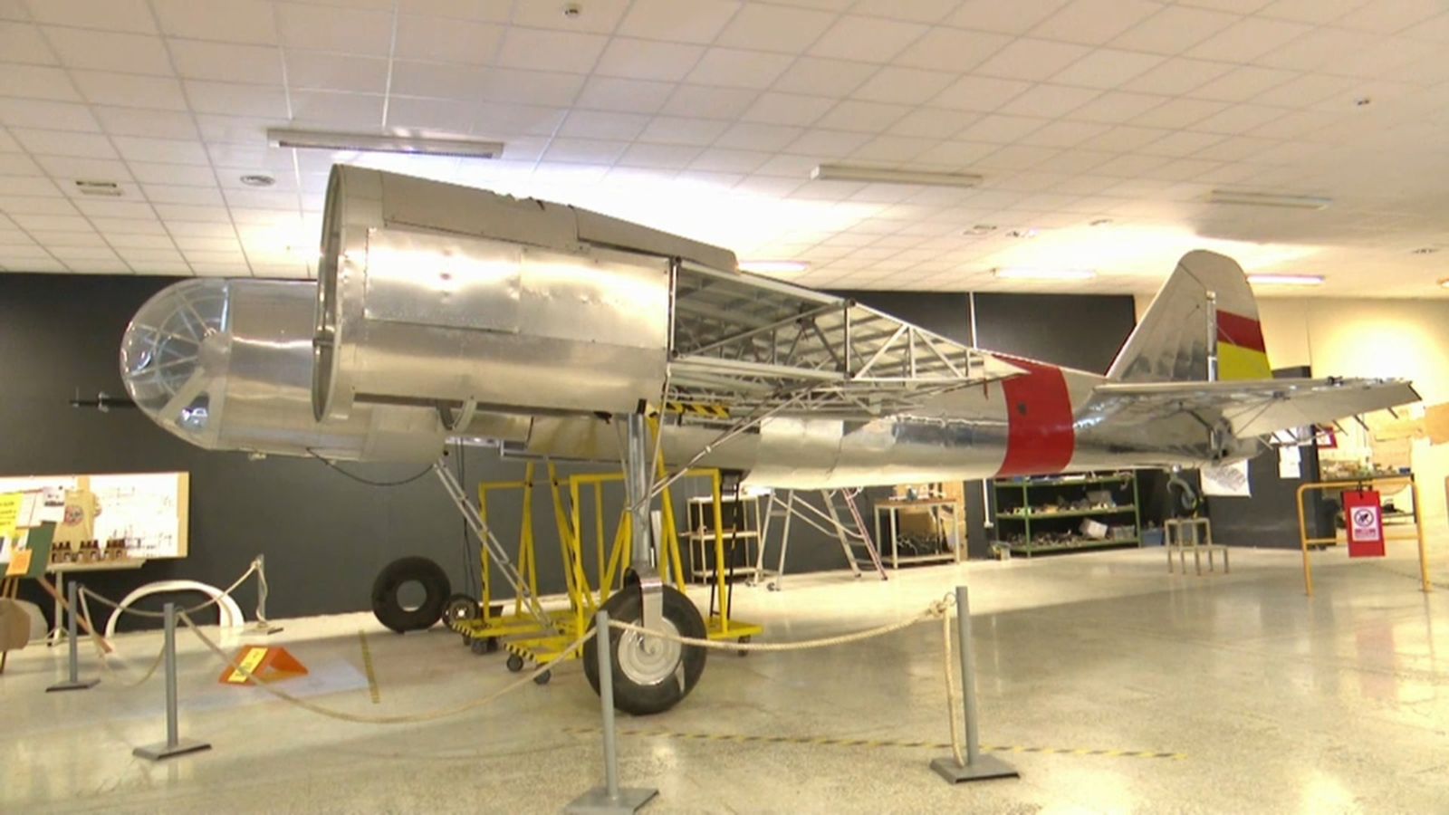 Les reproduccions del Centre d'Aviació Històrica són avions de caça tan fidedignes que només els falta volar.