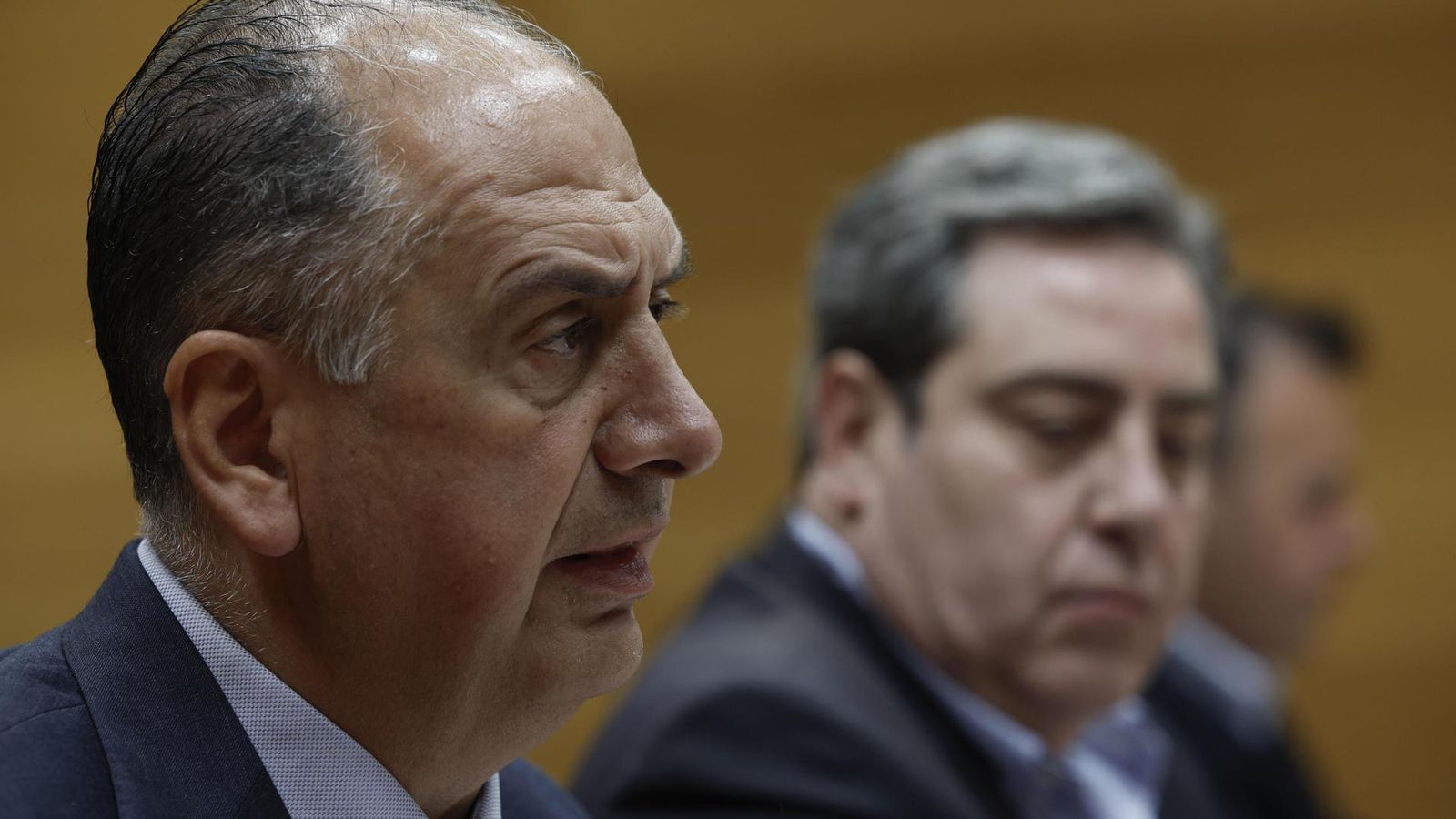 El conseller d'Emergències i Interior durant la compareixença