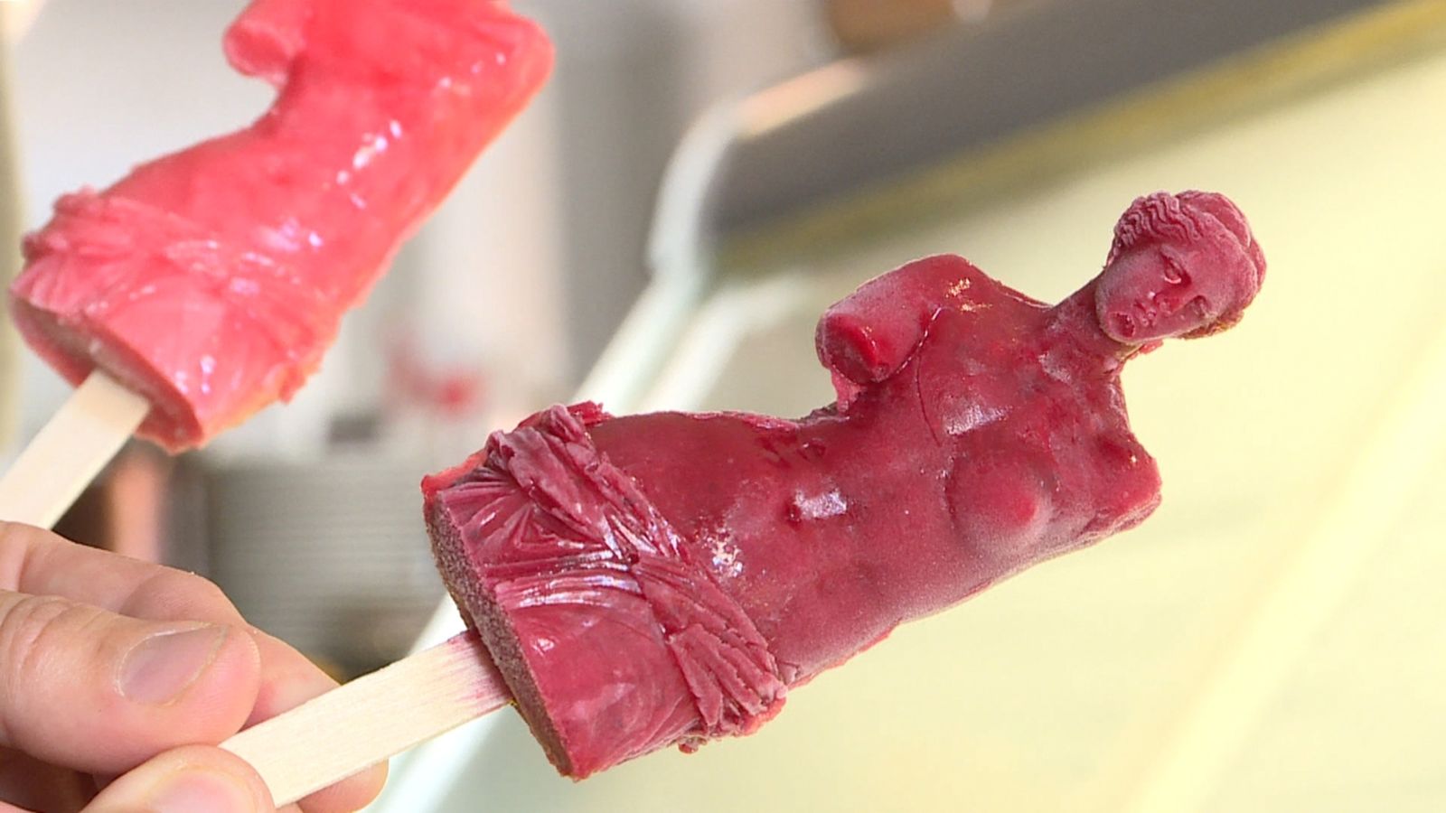 La Venuseta, el polo solidari contra el càncer de mama