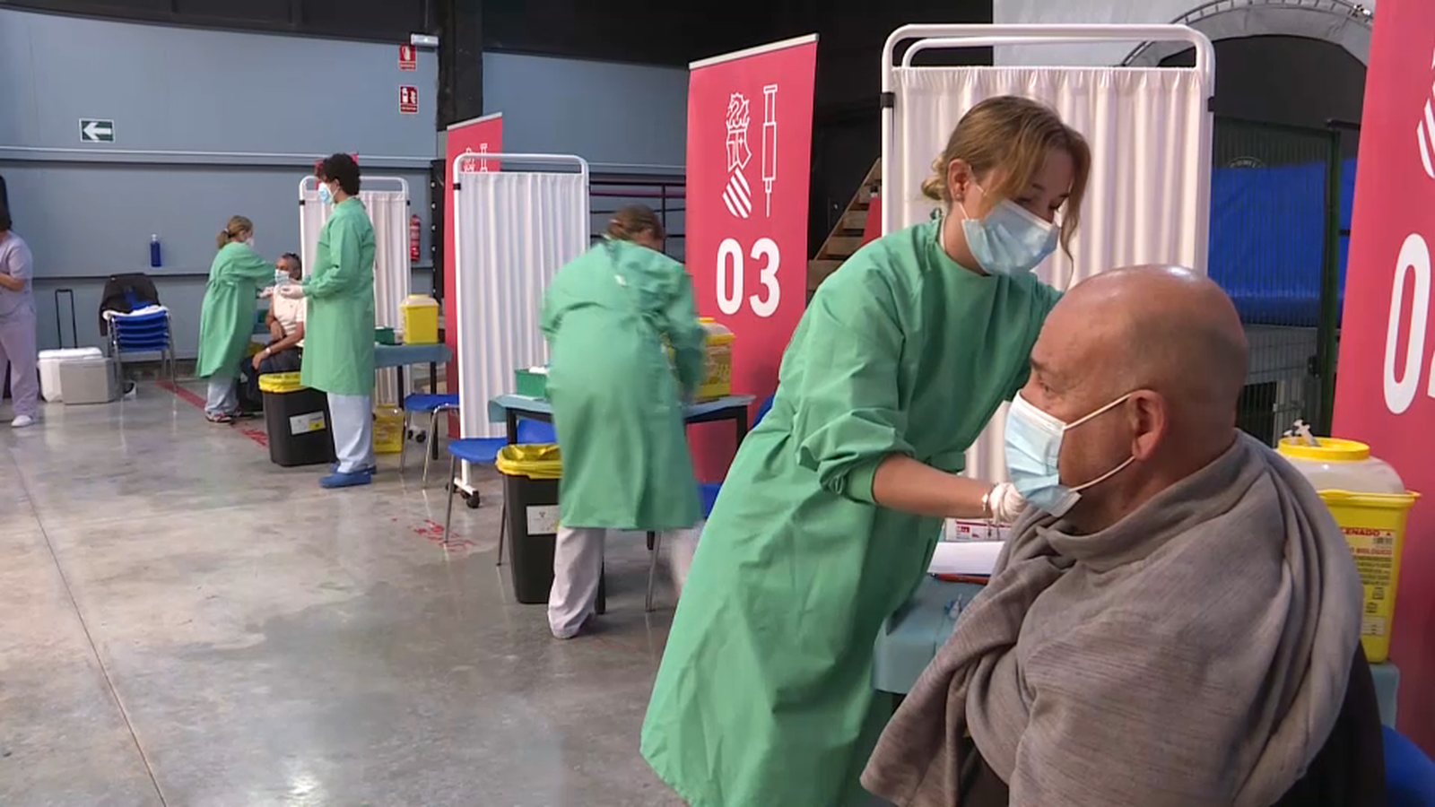 Vacunació massiva en Les notícies de la nit