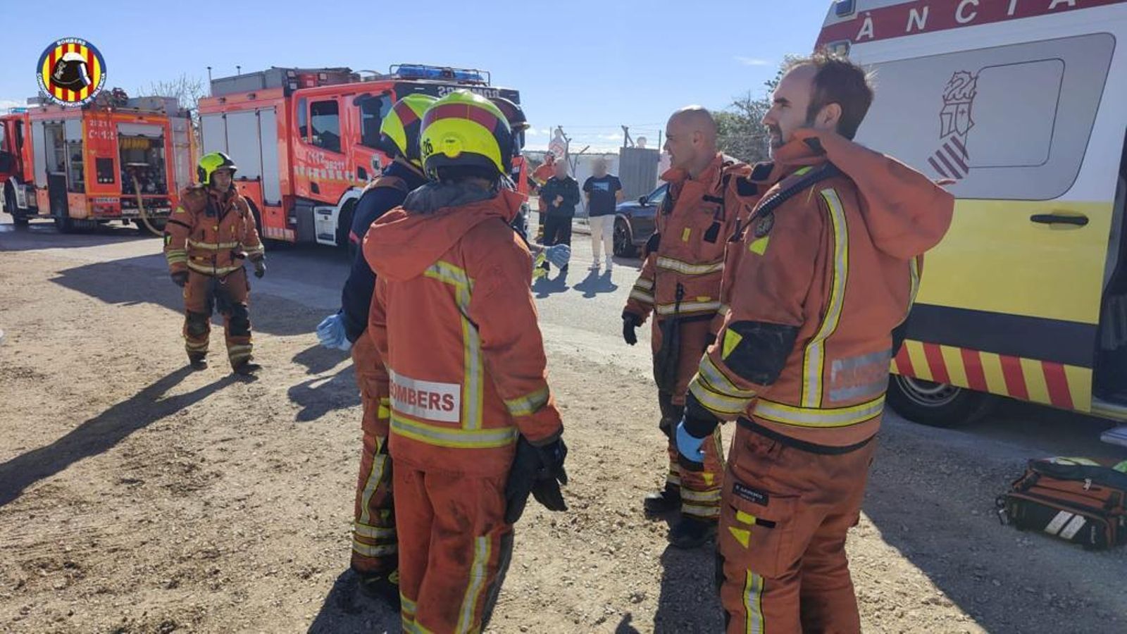 Bombers, aquest dilluns, al lloc dels fets