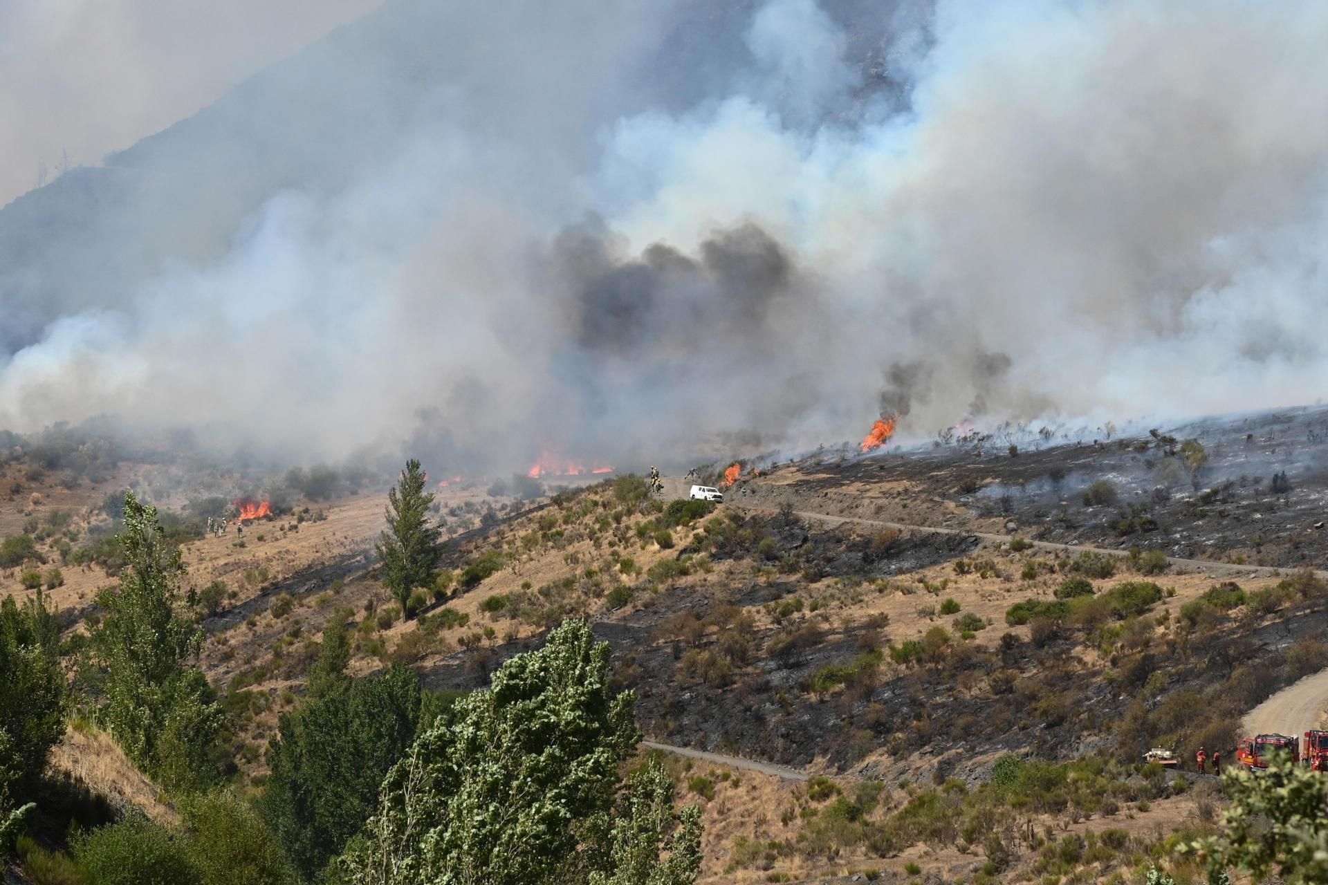 El foc que crema a Fasgar, Lleó, dijous El foc que crema a Fasgar, Lleó, este dijous