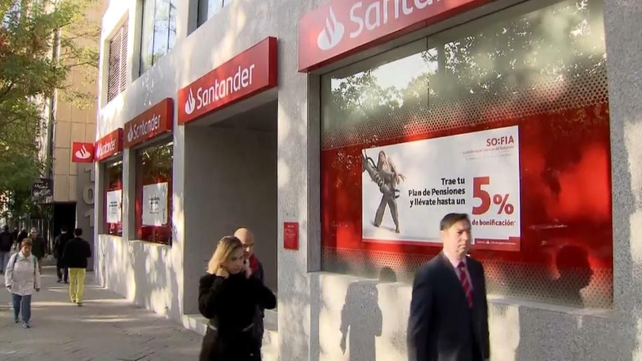 VÍDEO | Adicae denuncia que els bancs incompleixen la moratòria hipotecària