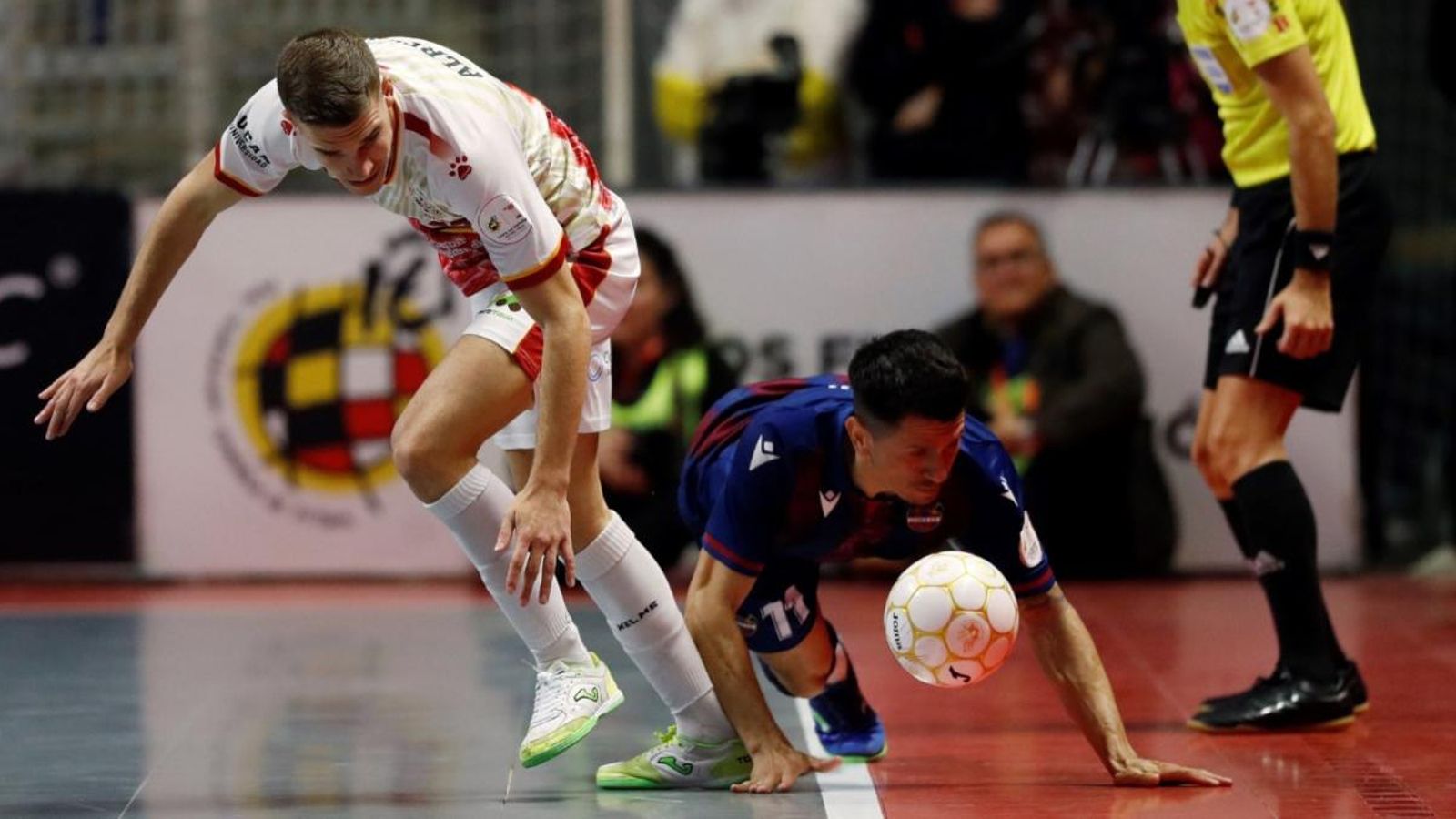 El Llevant cau contra el Pozo