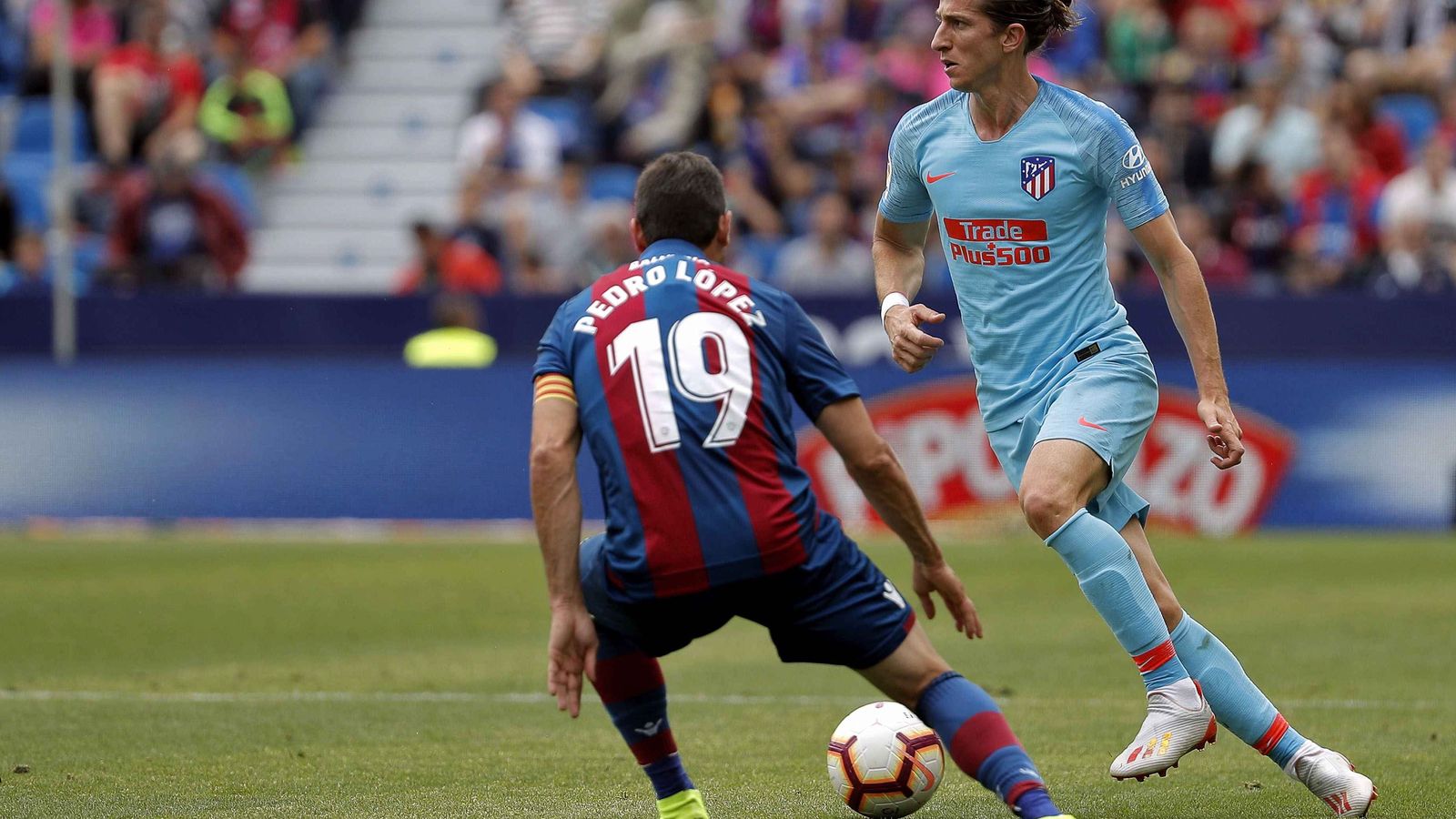 Dia de comiats al Ciutat de València.