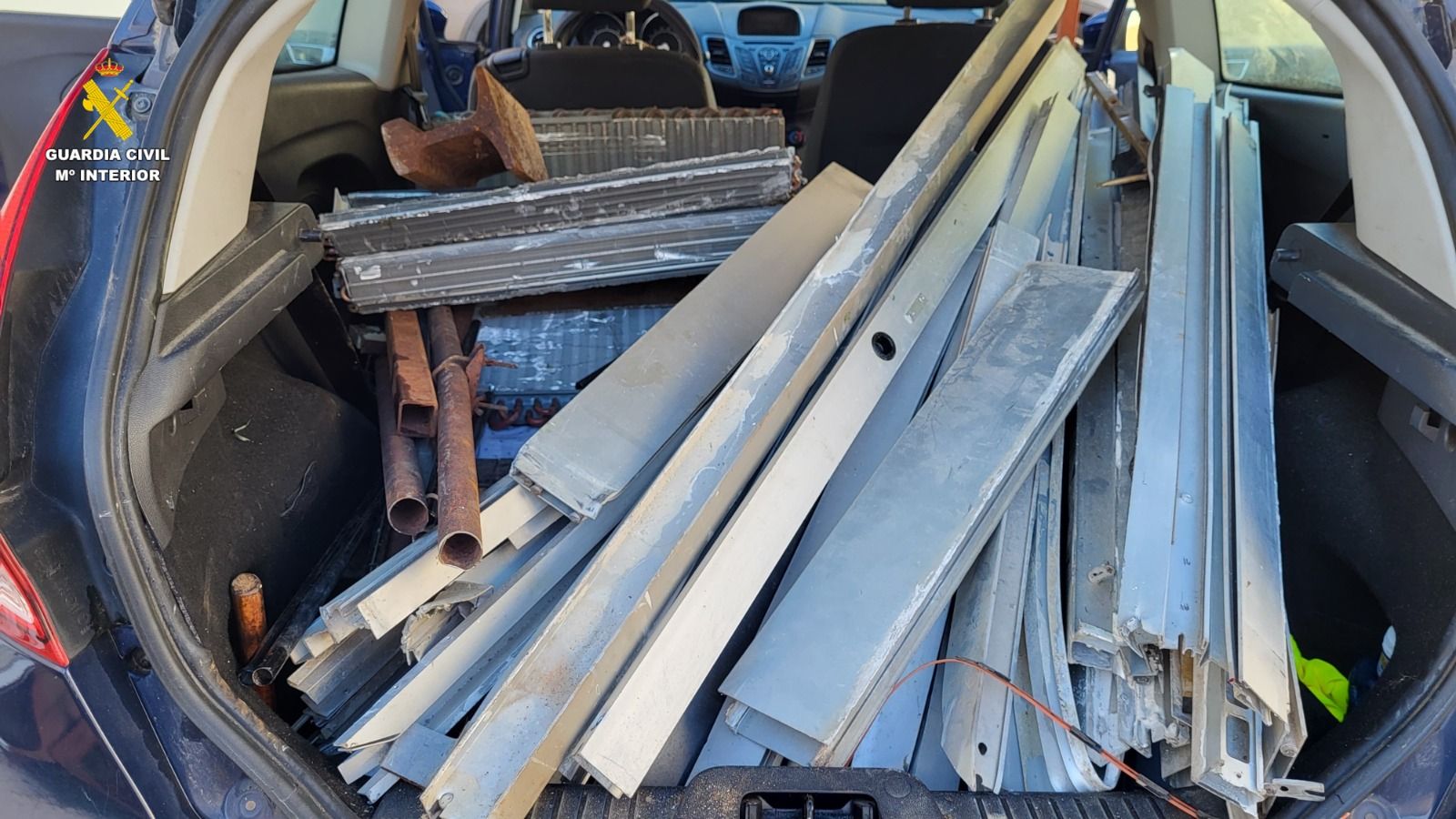 En la imatge, material furtat intervingut durant l'operació