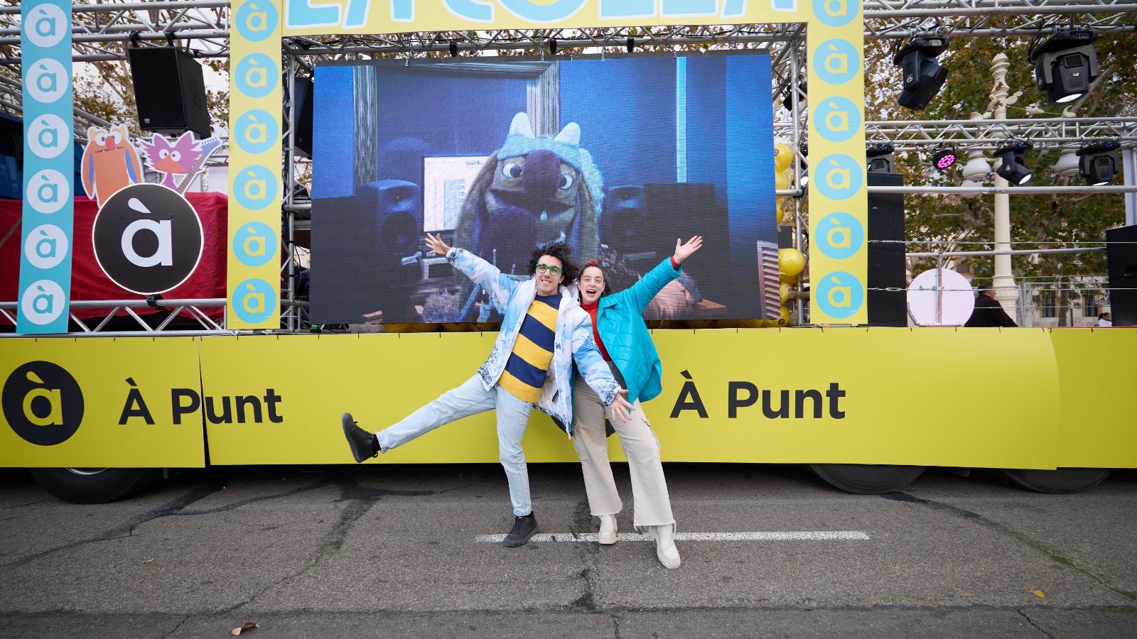 Laia i Pau a la cavalcada de Reis de València de 2024