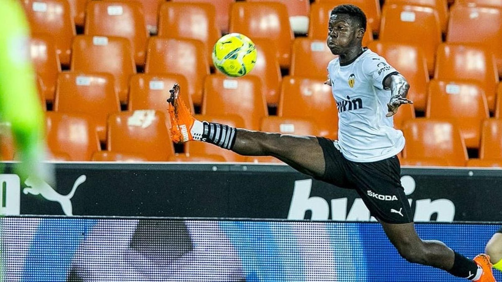 Debut de Yunus Musah amb el València CF
