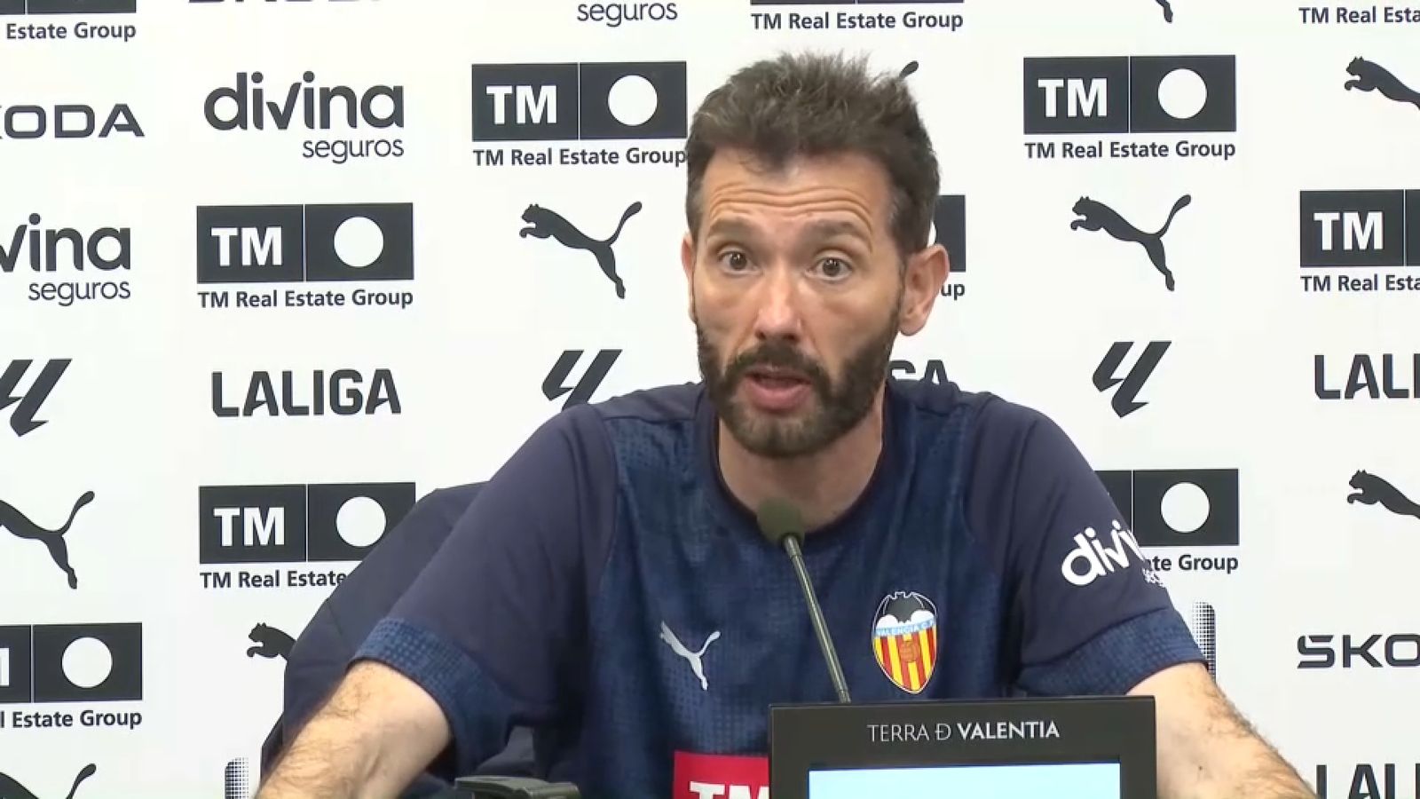 El tècnic del València, Carlos Corberán