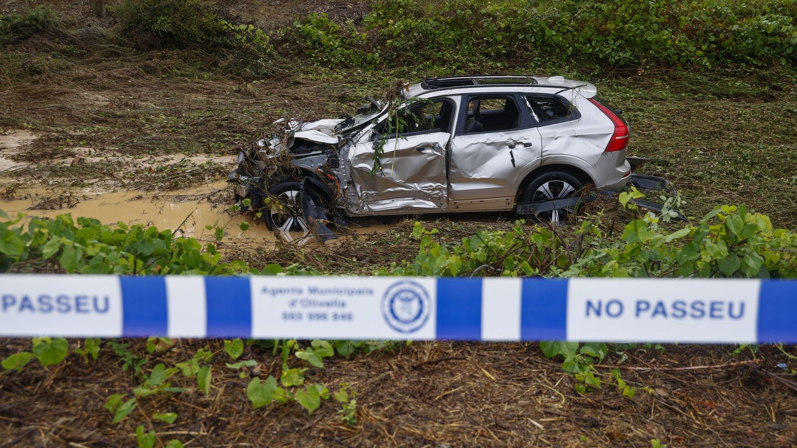 Imatge del vehicle accidentat a la comarca barcelonina del Garraf, a Catalunya