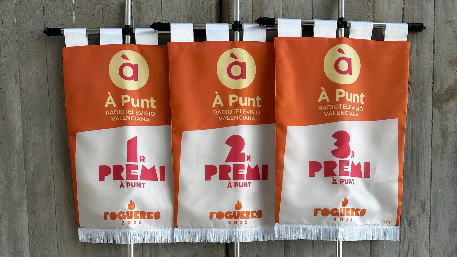Els Premis À Punt a les Fogueres 2025