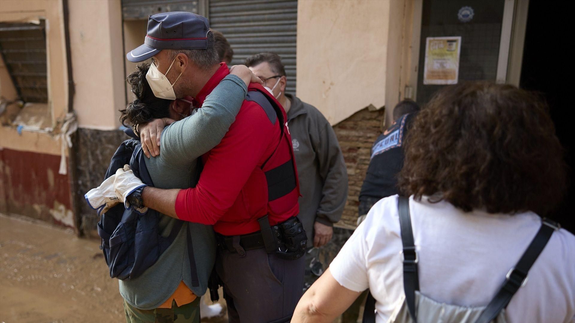 Foto d'arxiu durant els primers dies de neteja a Paiporta Foto d'arxiu durant els primers dies de neteja a Paiporta