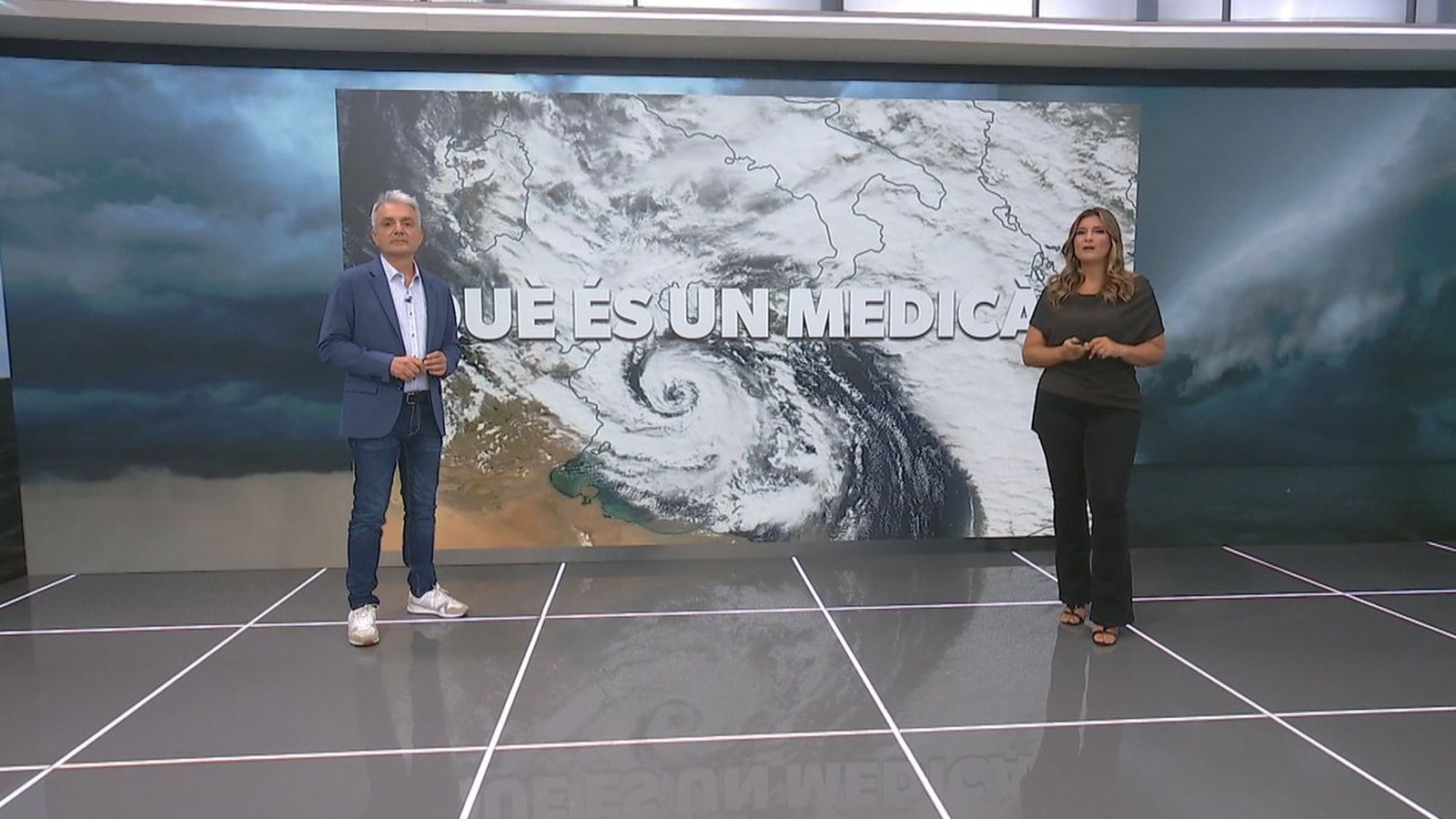 Lluís Obiols, meteoròleg d'À Punt, i Anna Galbis, presentadora d'À Punt, ens expliquen què és un medicà