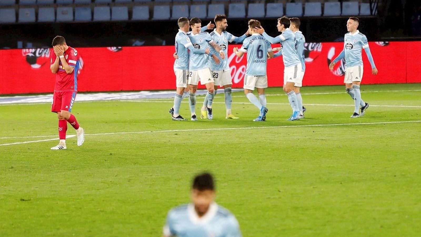 Marcone es lamenta després del tercer gol del Celta