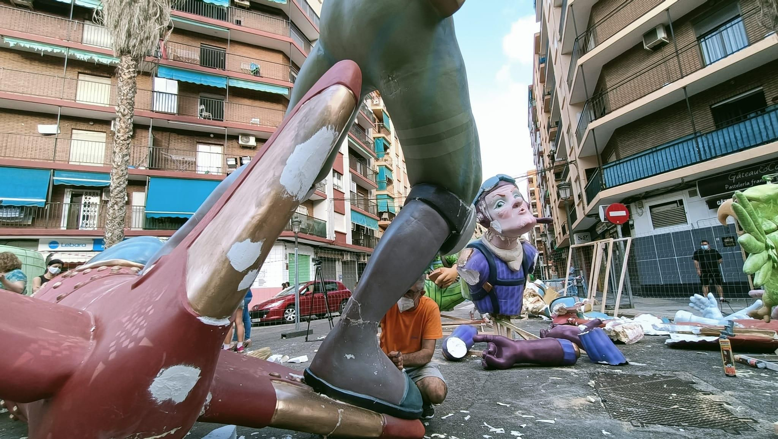 La caiguda de part del remat ha afectat la resta del monument