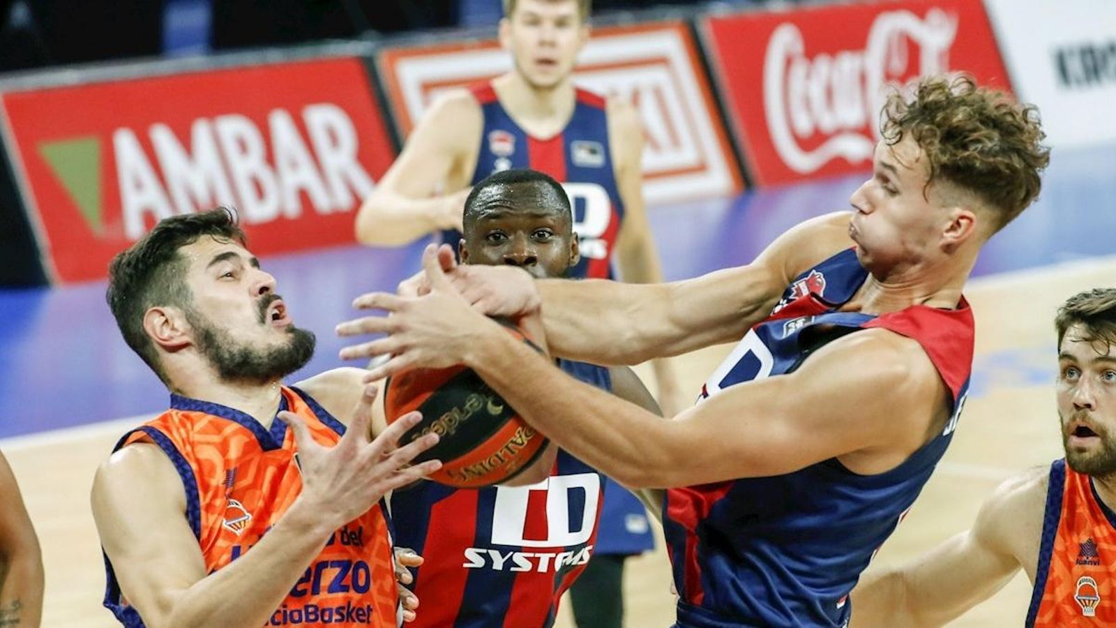 Sedererskis i Dubljević pugnen per la pilota