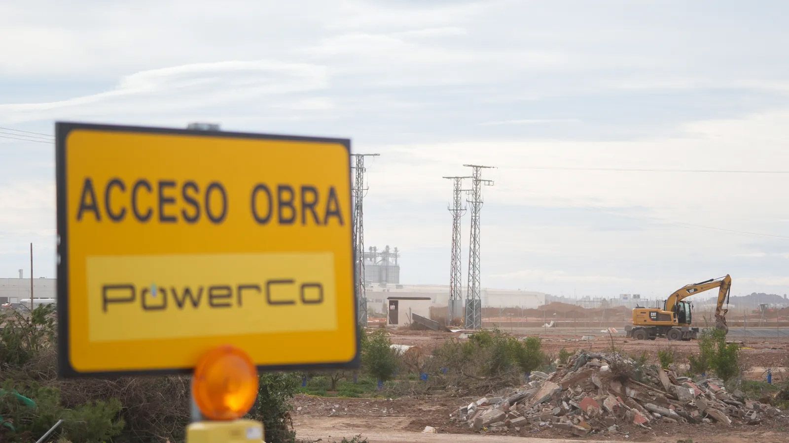 Obres de construcció de la gigafactoria de Sagunt